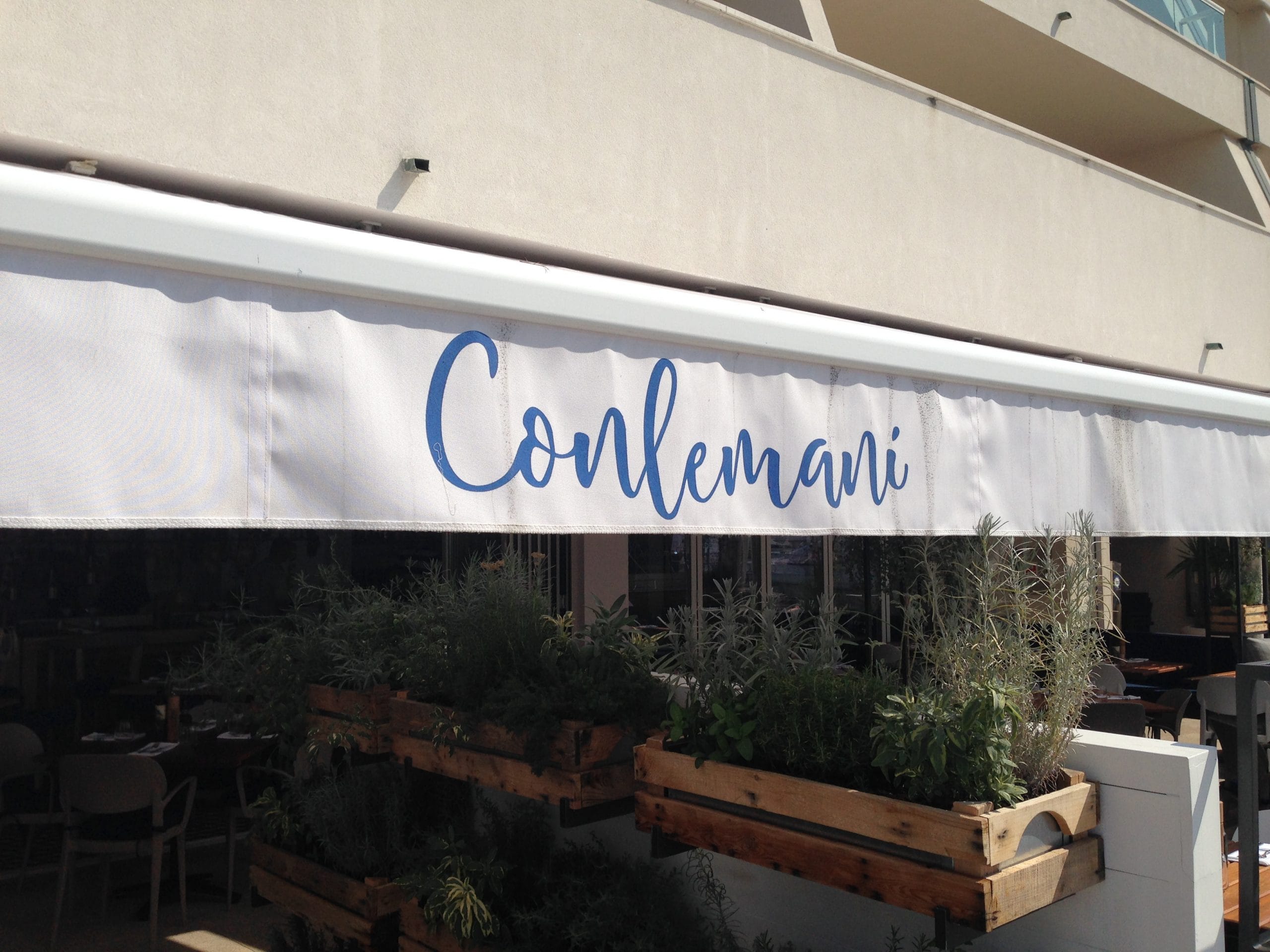 Restoran Conlemani (ispod Hotela Le Meridien Lav, Podstrana)