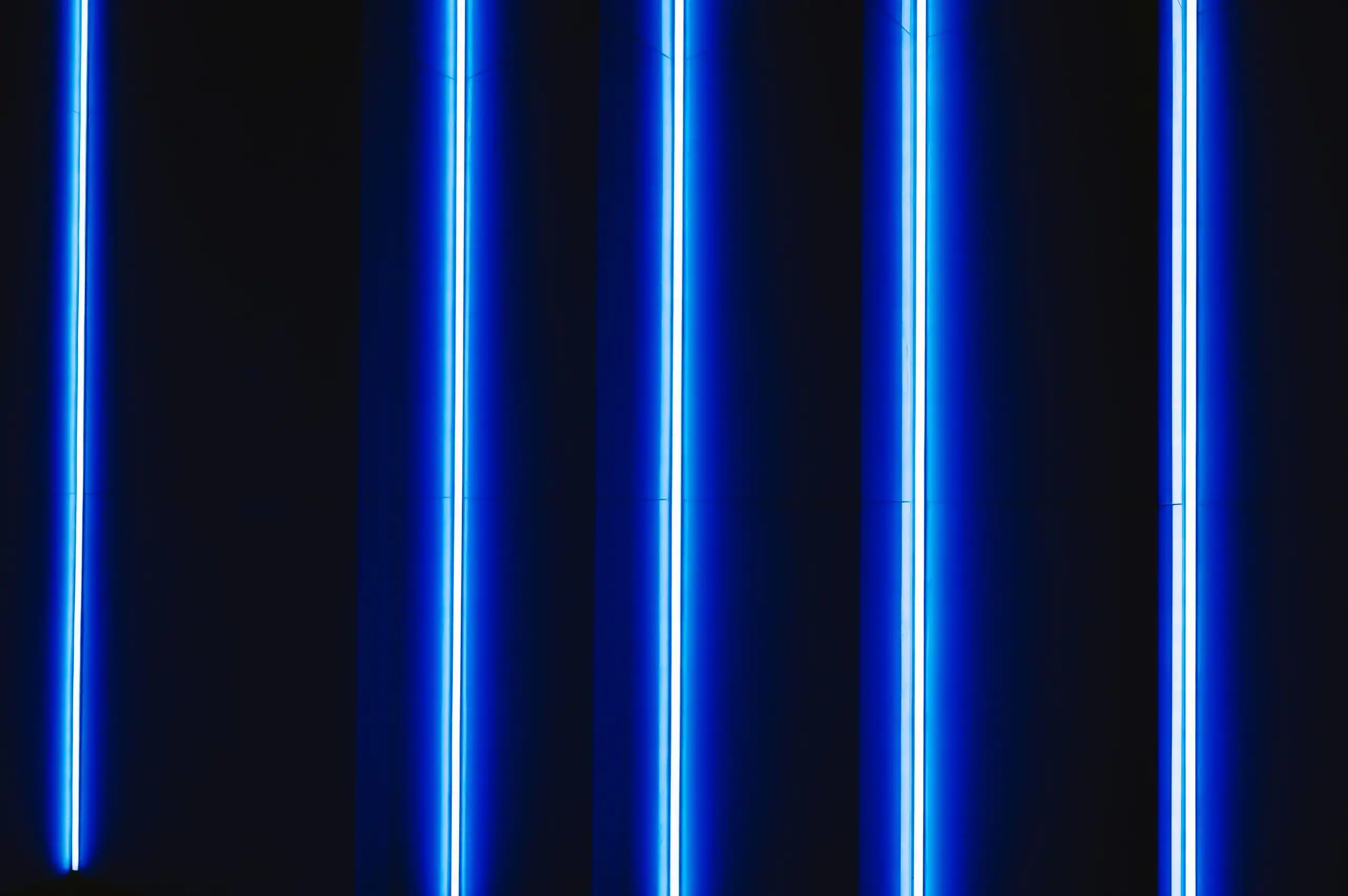 LED trake na zidu