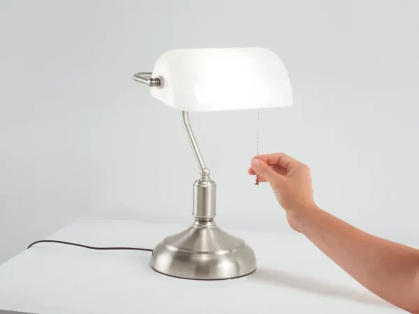 Luce Design Stolna lampa 1xE27 Metal/Staklo Bijela